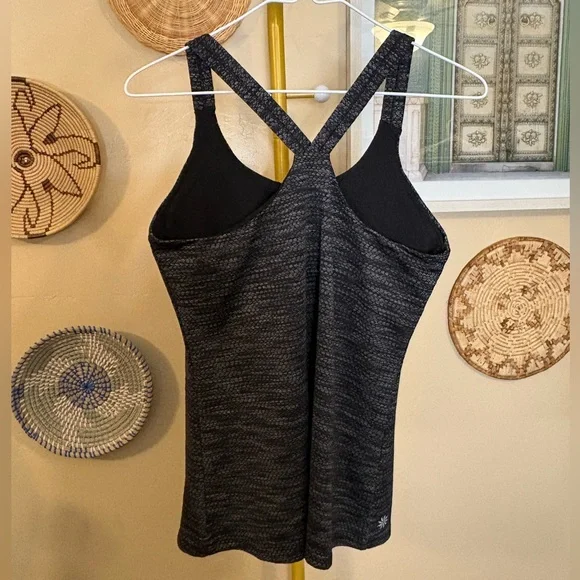 Athleta Black Textured Top - Picture 2 of 3